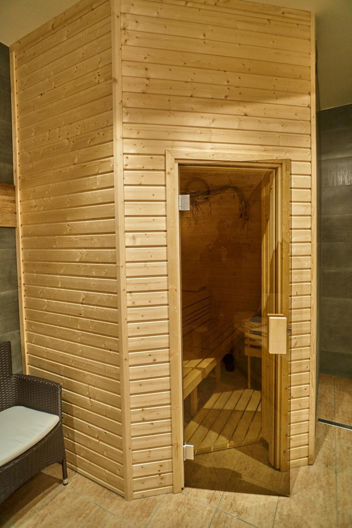 Hotel Toc Липова-Лазне Экстерьер фото